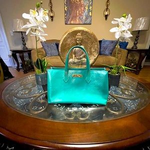 Louis Vuitton Vernis Wilshire PM